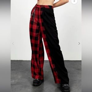 COPY - Disturbia. Plaid pants.